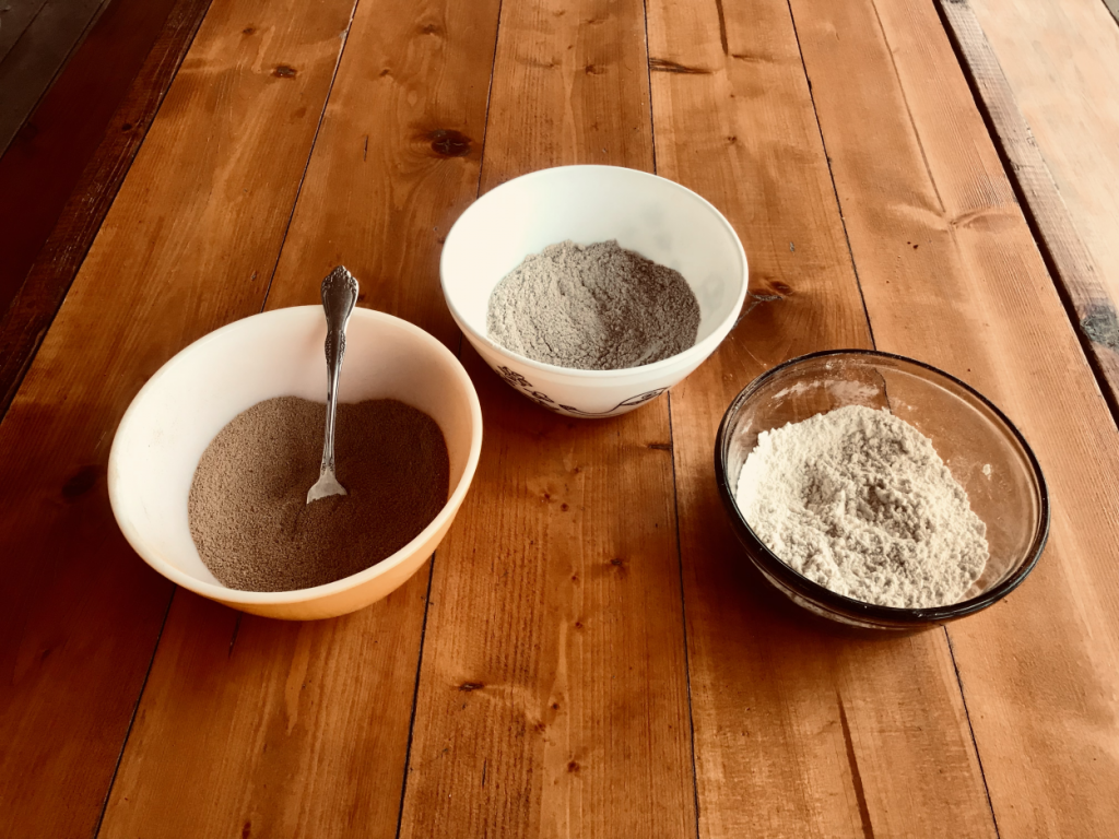Acorn flour